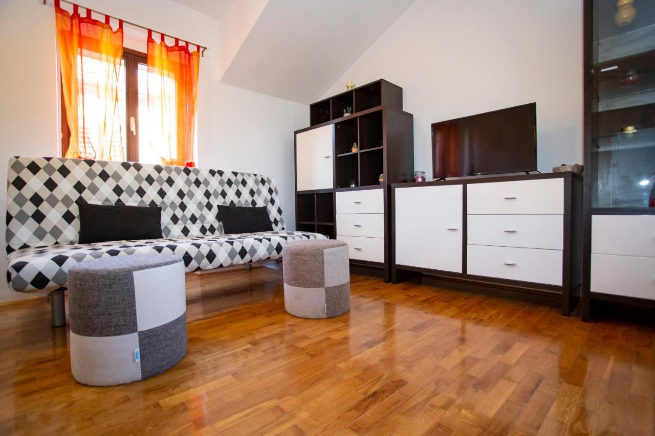 Apartment Kika Пула Екстер'єр фото