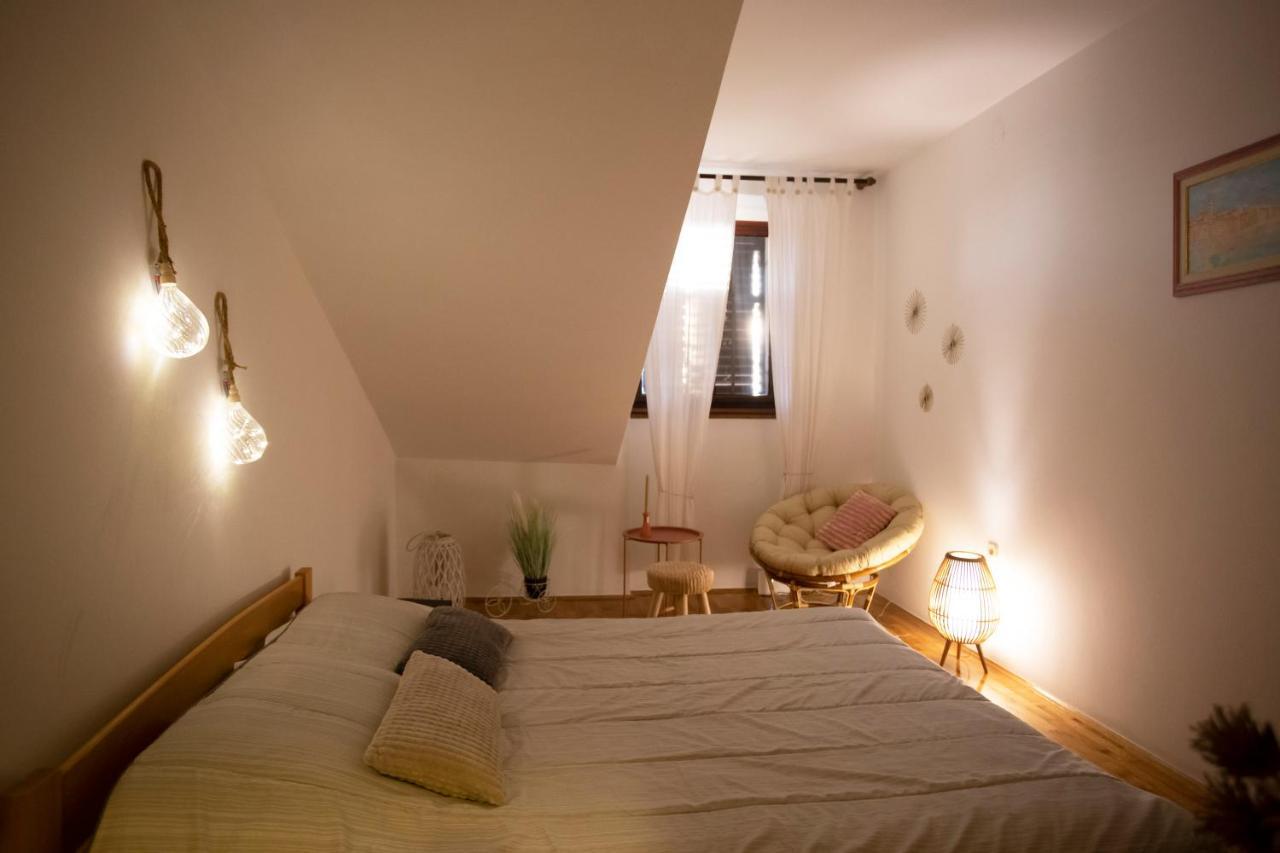 Apartment Kika Пула Екстер'єр фото